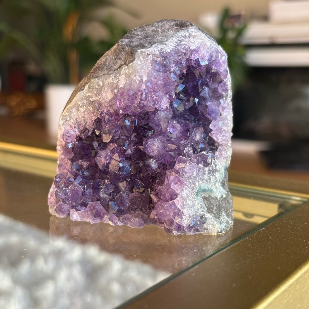Stunning Purple Amethyst Geode - Picture 4 of 6